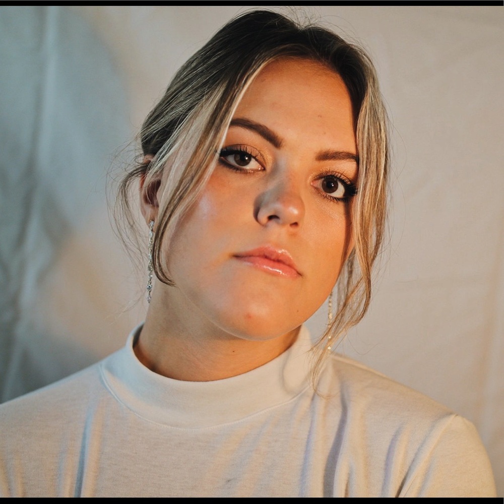 Meet your Posher, Ayianna